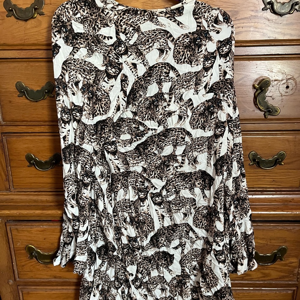 H&M Long Sleeve Dress in Black and White Leopard Print
